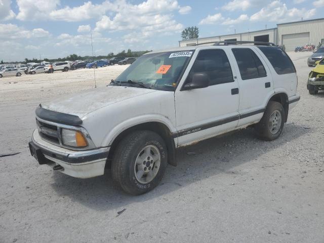 CHEVROLET BLAZER 1997 white 4dr spor gas 1GNDT13W7V2250580 photo #1