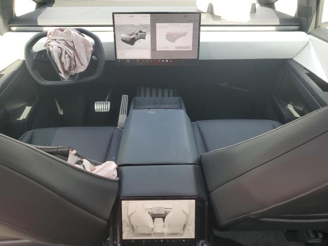 2024 TESLA CYBERTRUCK 7G2CEHED2RA011146