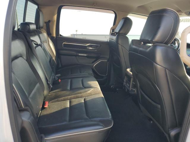 2019 RAM 1500 LARAM - 1C6SRFJTXKN711387