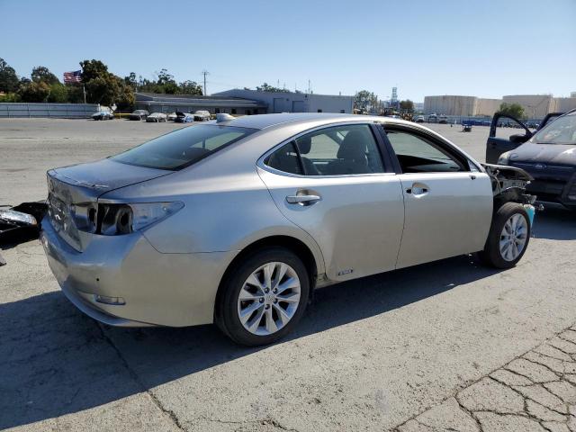 Vin: jthbw1gg1f2083403, lot: 62419385, lexus es300 300h 20153