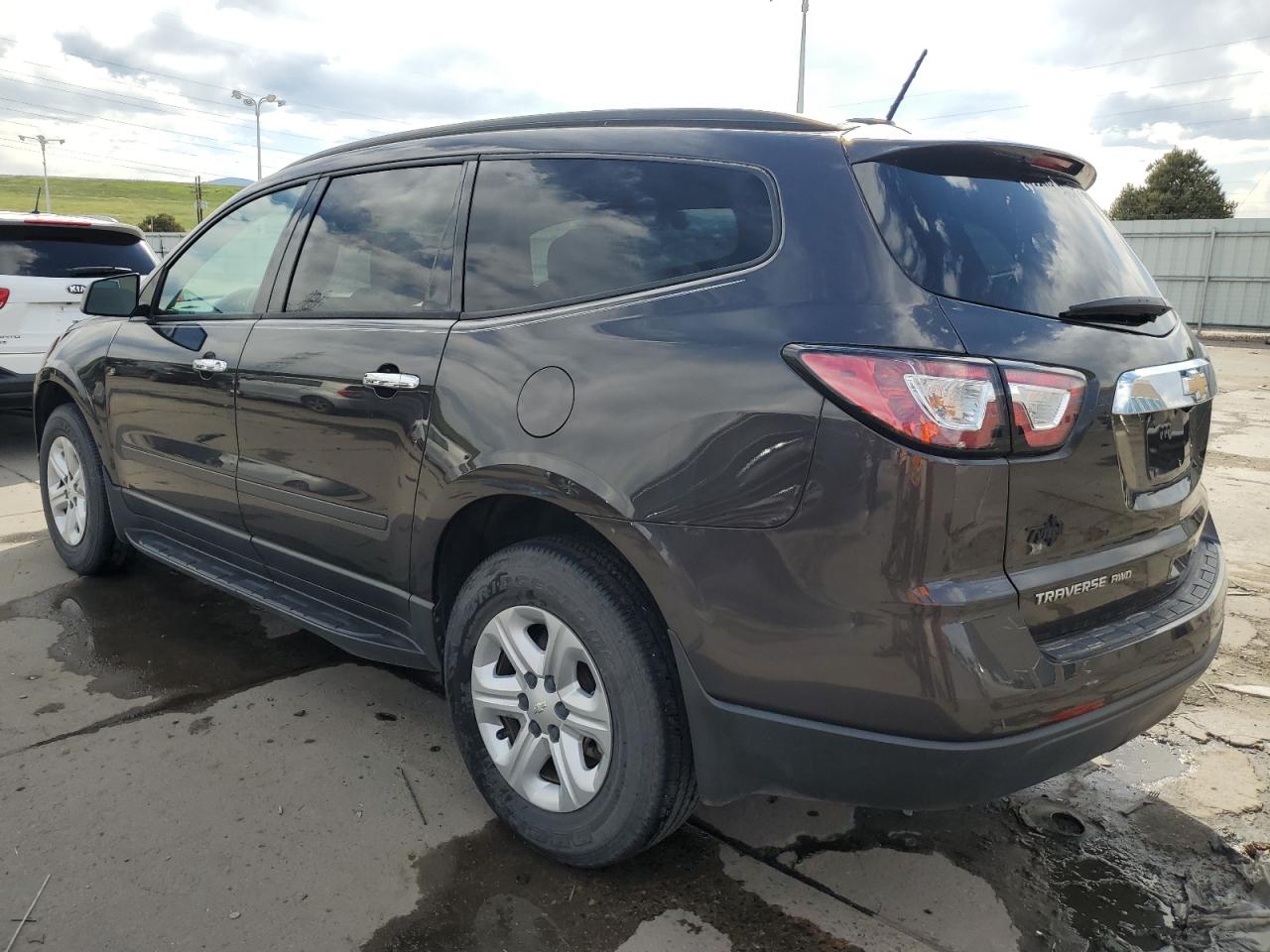 CHEVROLET TRAVERSE LS