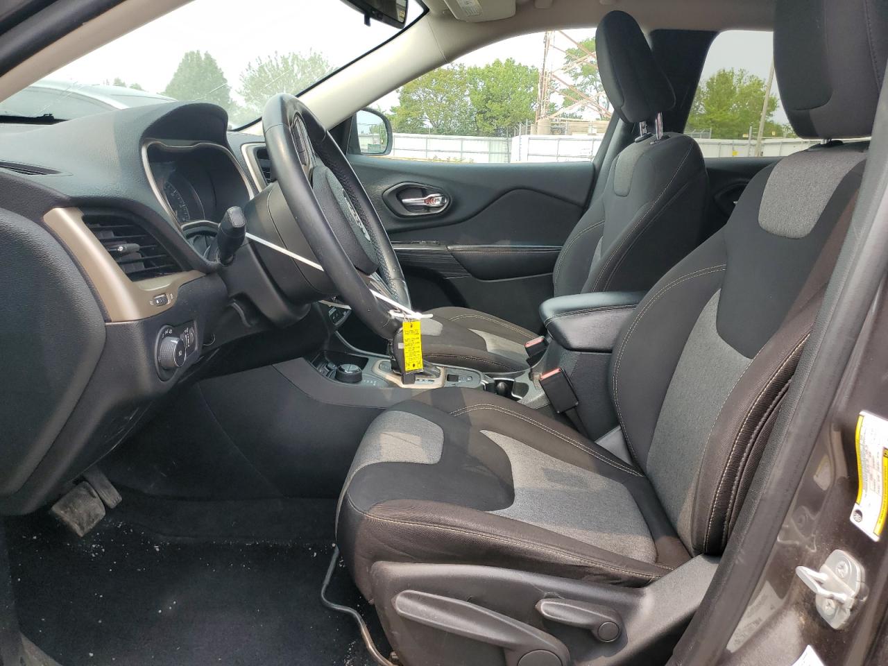 JEEP GRAND CHEROKEE LATITUDE