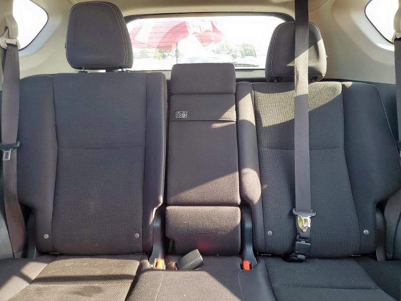 2018 TOYOTA RAV4 HV LE JTMRJREV7JD169035
