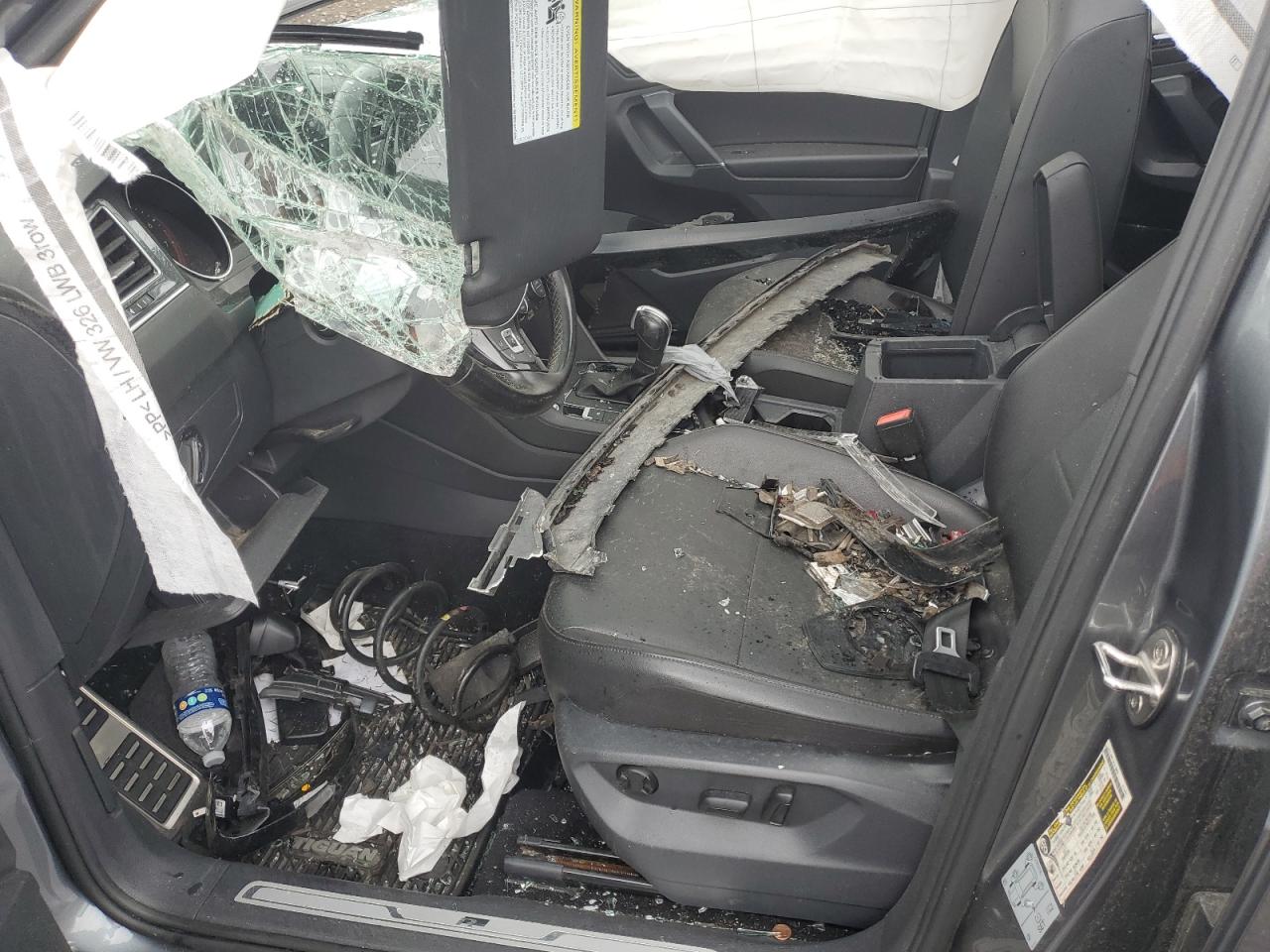 VOLKSWAGEN TIGUAN SE