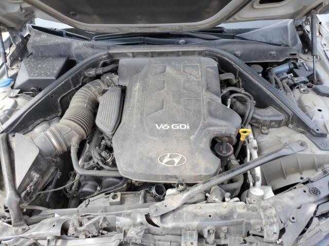 2015 HYUNDAI GENESIS 3. - KMHGN4JE0FU030954