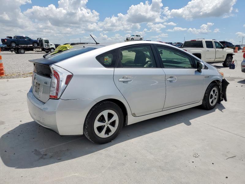 Vin: jtdkn3du3f1984014, lot: 62576895, toyota prius 20153