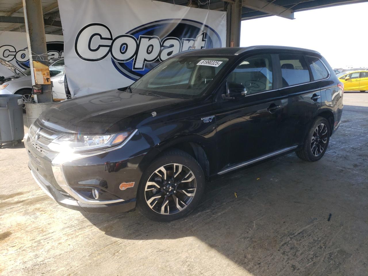 MITSUBISHI OUTLANDER SE