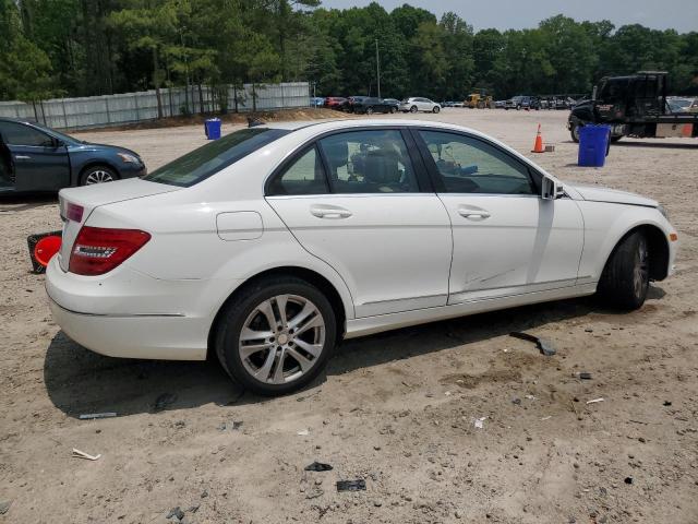 2013 MERCEDES-BENZ C 250 - WDDGF4HB5DR272738