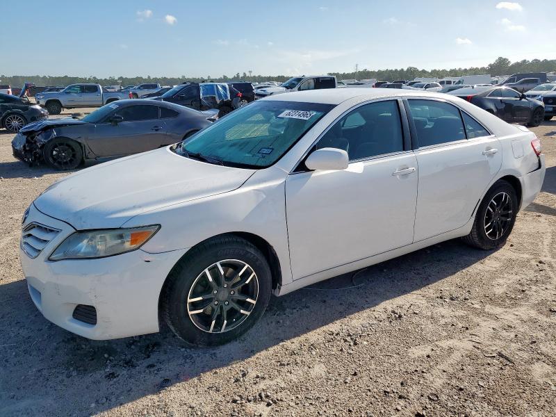 TOYOTA CAMRY BASE