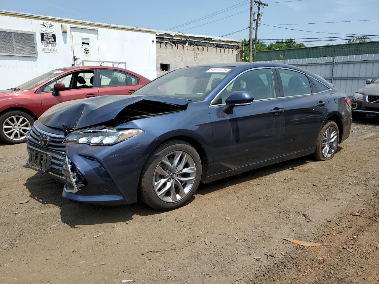 TOYOTA AVALON XLE