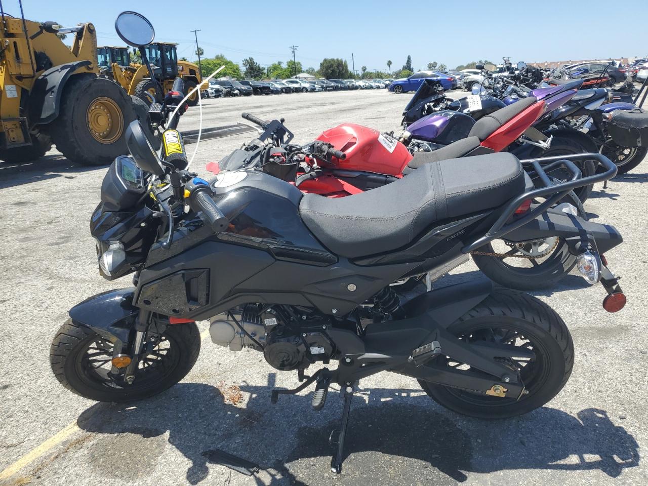 Lot #3301615630 2025 VADE MOTORBIKE