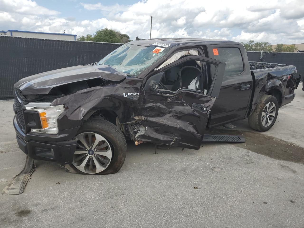 FORD F-150 SUPERCREW