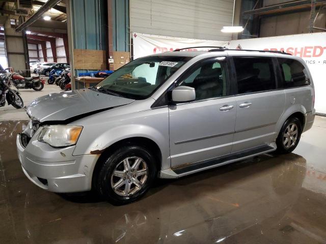 CHRYSLER TOWN & COU