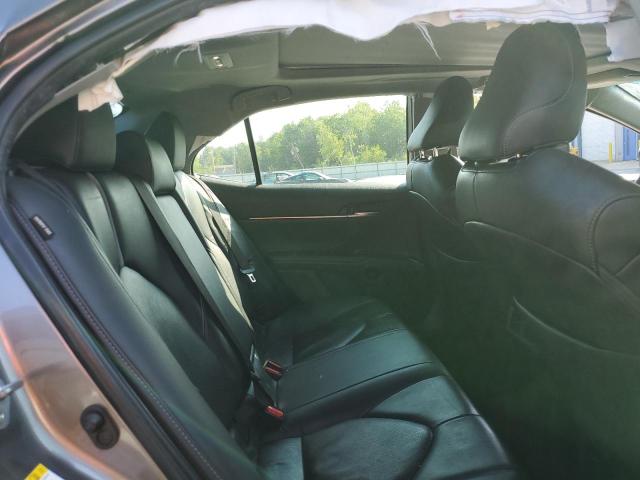 2018 TOYOTA CAMRY XSE 4T1B61HK2JU013065