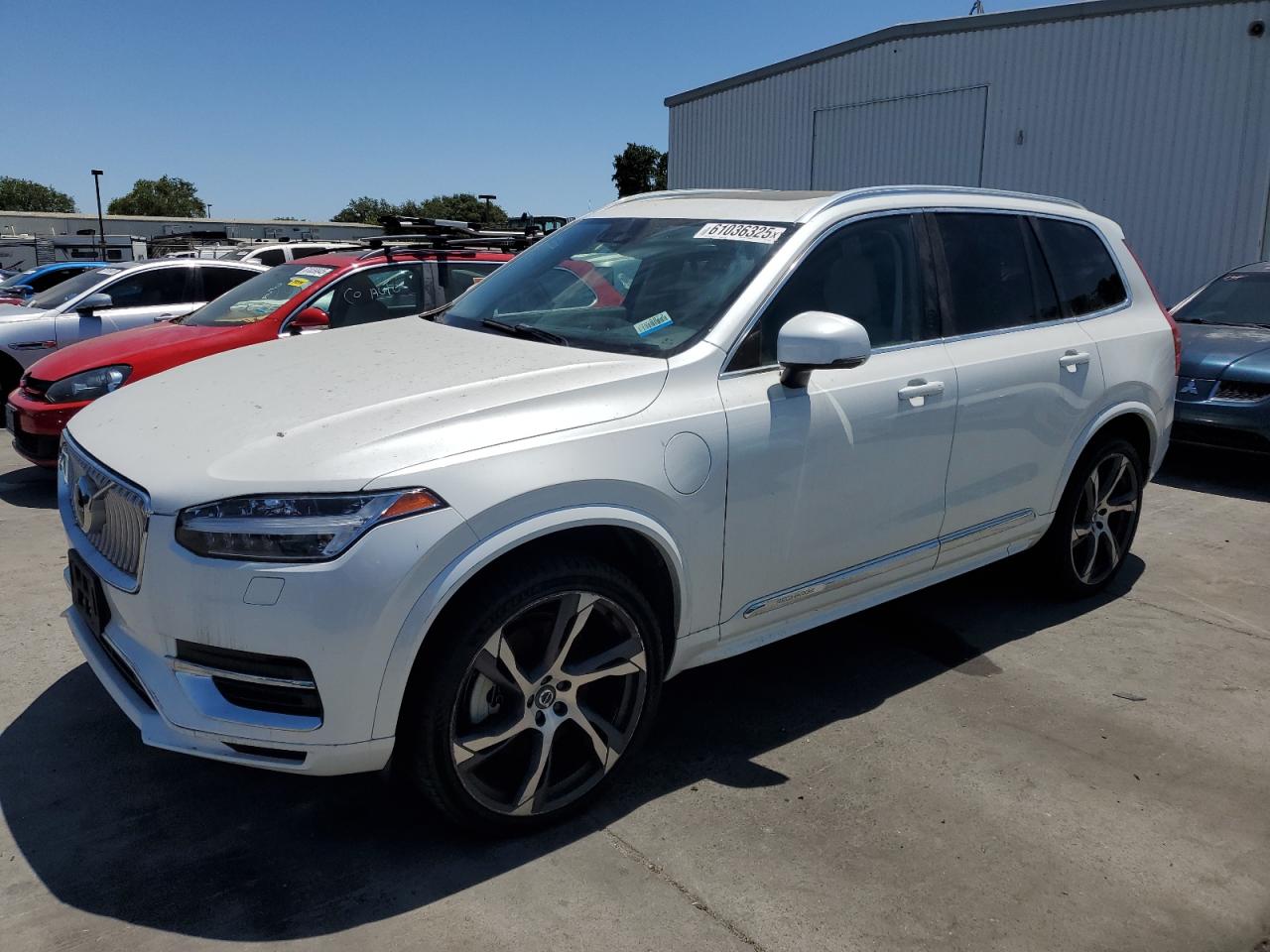 VOLVO XC90 T8 RECHARGE MOMENTUM