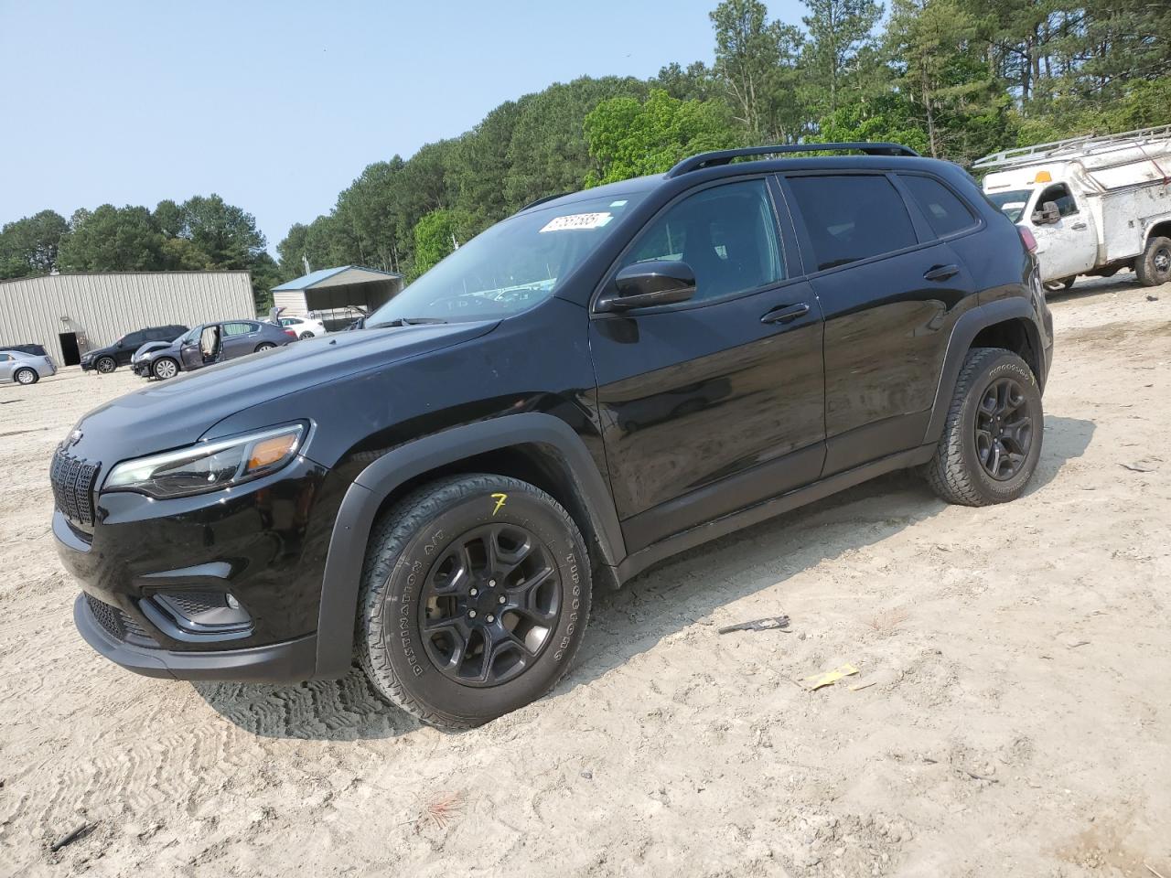 JEEP GRAND CHEROKEE LATITUDE
