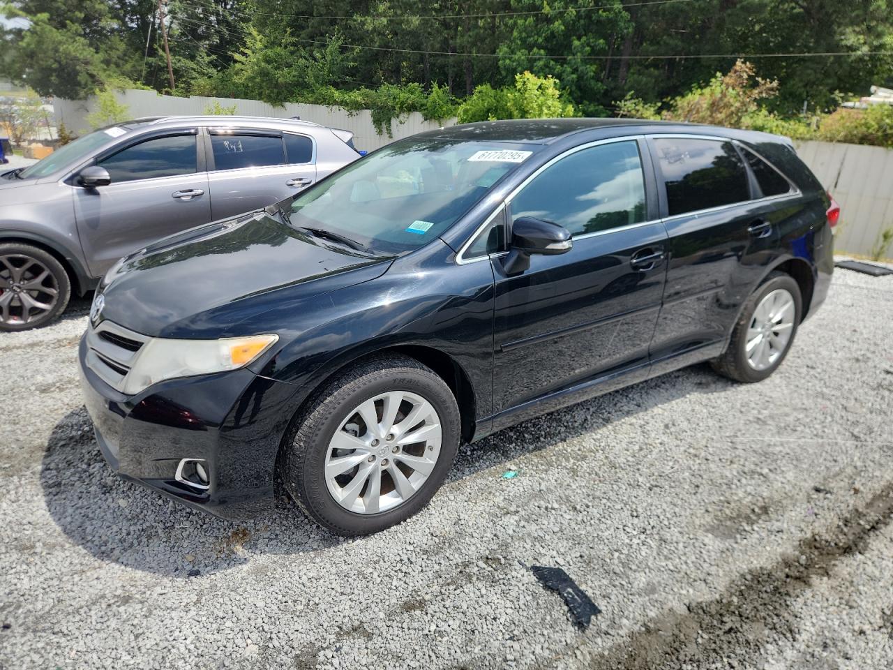 TOYOTA VENZA LE