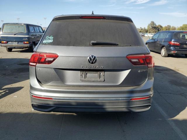 2022 VOLKSWAGEN TIGUAN SE - 3VV2B7AX2NM060360