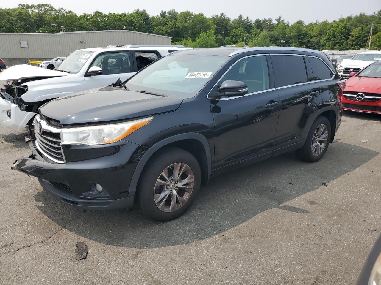 TOYOTA HIGHLANDER XLE