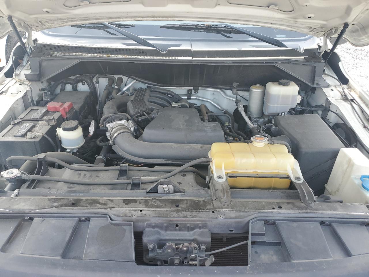 NISSAN NV2500 2500 S