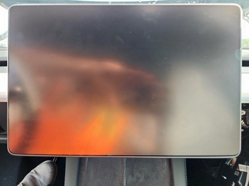 2024 TESLA MODEL Y - 7SAYGDEE8RA248117