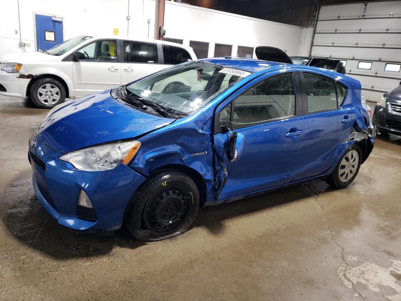 TOYOTA PRIUS C