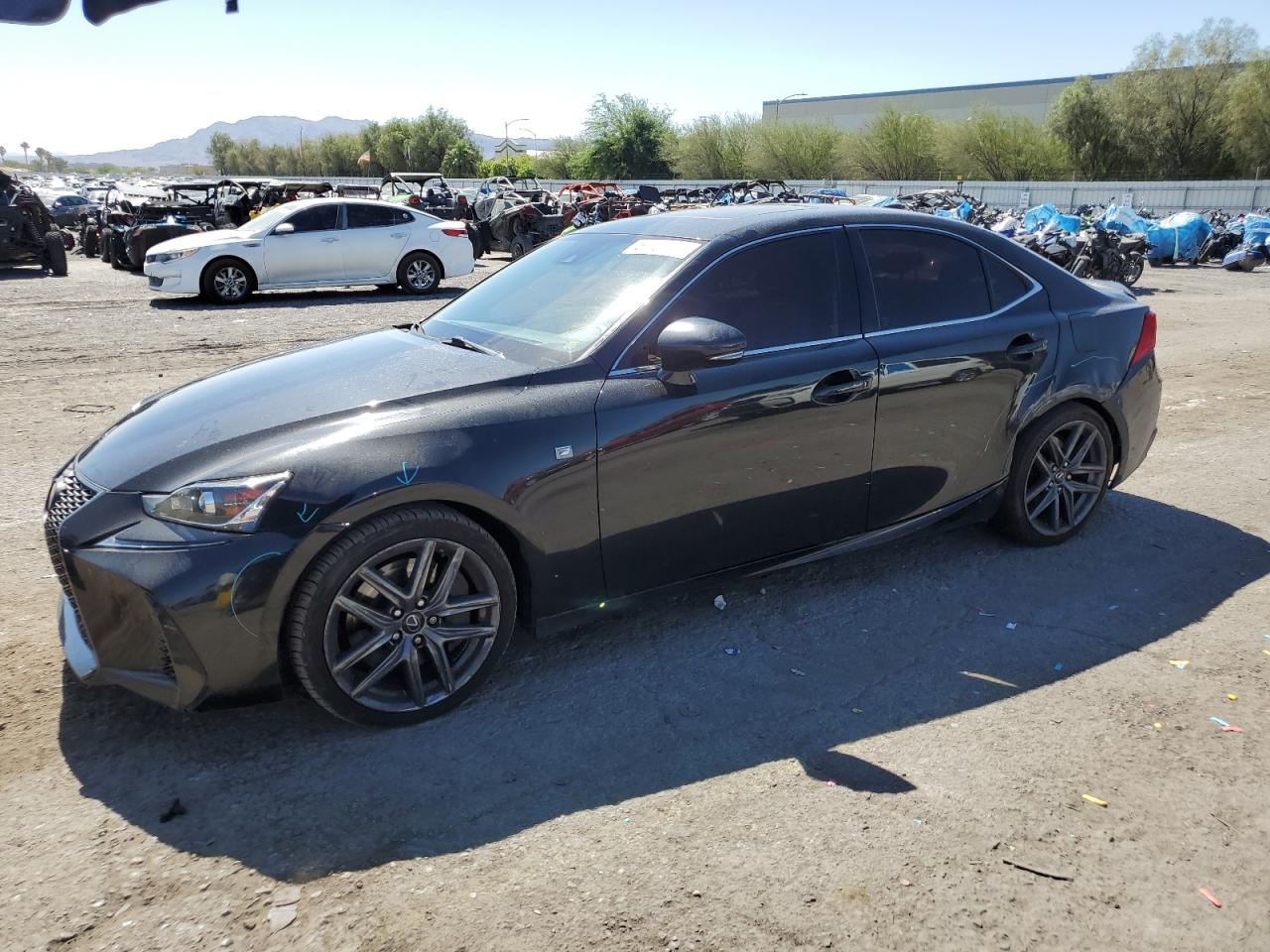 LEXUS IS 200T