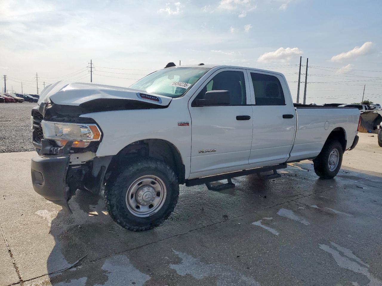 RAM 2500 TRADESMAN