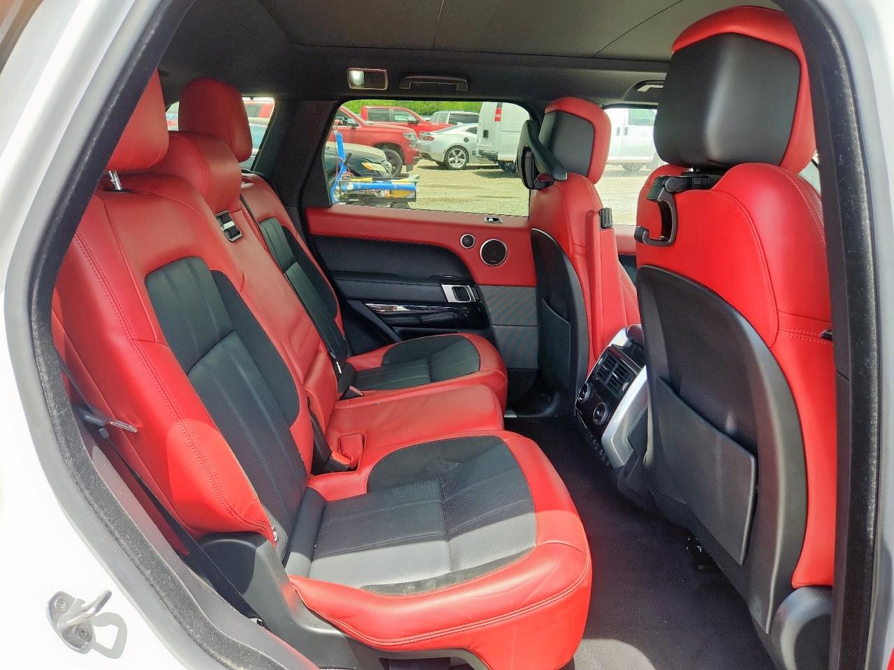 LAND ROVER RANGE ROVER HST