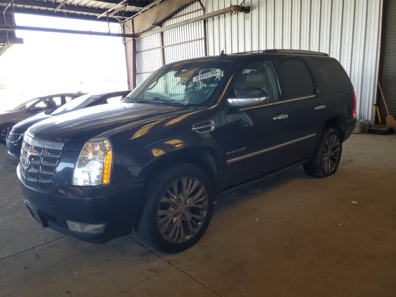 CADILLAC ESCALADE PREMIUM