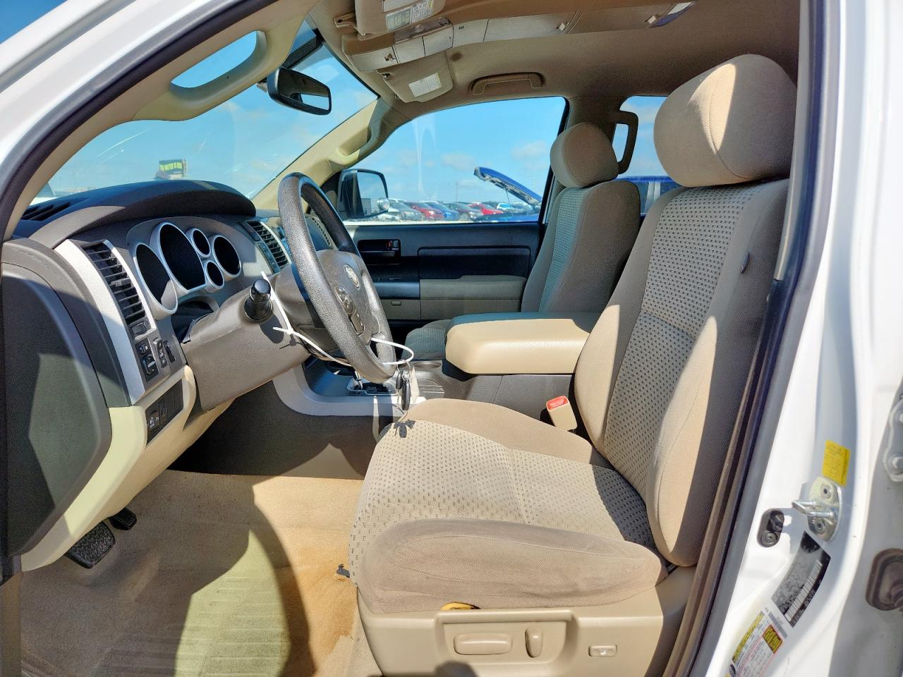 TOYOTA TUNDRA DOUBLE CAB SR5