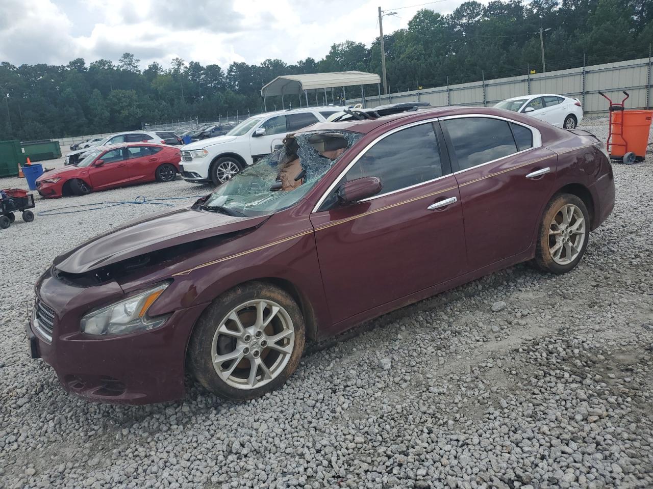 NISSAN MAXIMA S