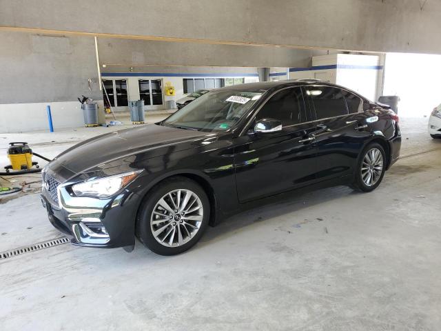 INFINITI Q50 LUXE