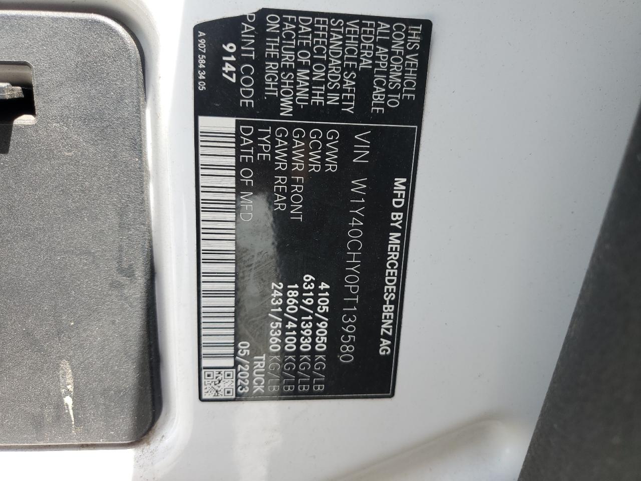 MERCEDES-BENZ SPRINTER 2500