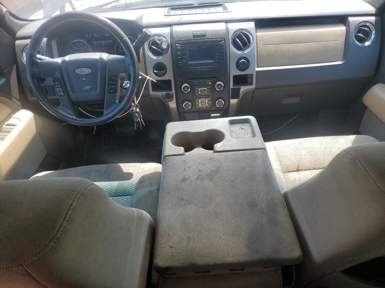 FORD F-150 SUPER CAB