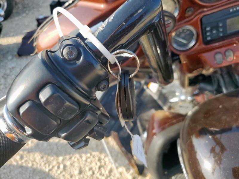 2011 HARLEY-DAVIDSON FLHTC ELEC 1HD1KEM14BB603215