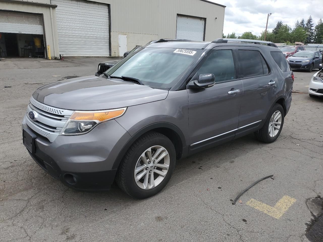 FORD EXPLORER XLT