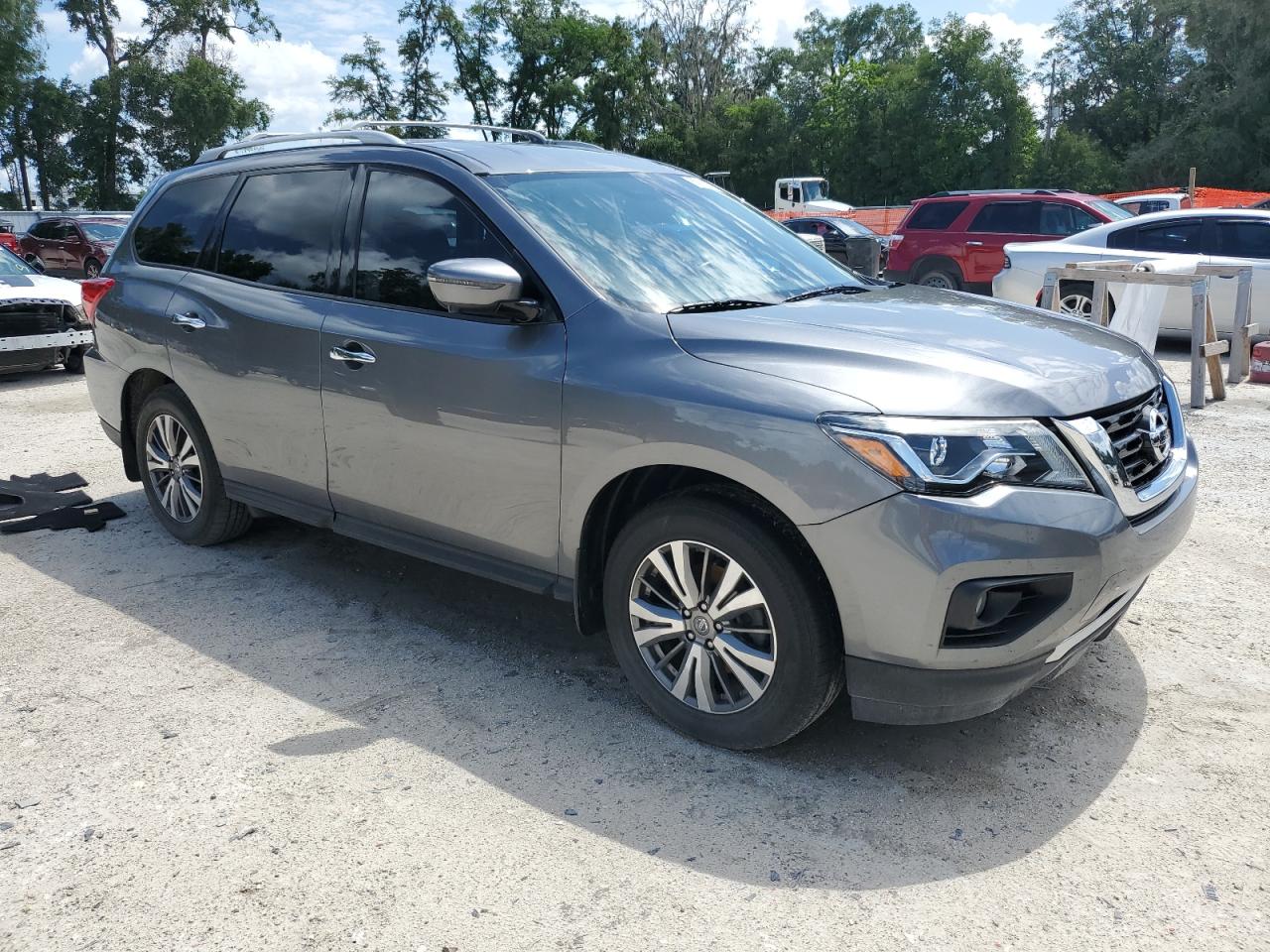 Nissan Pathfinder 2020