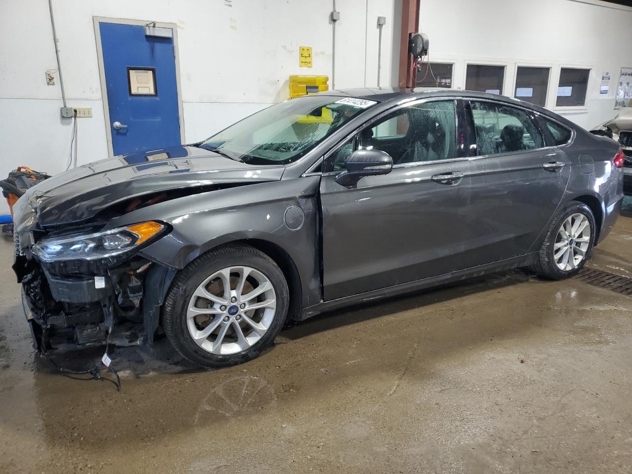 FORD FUSION TITANIUM