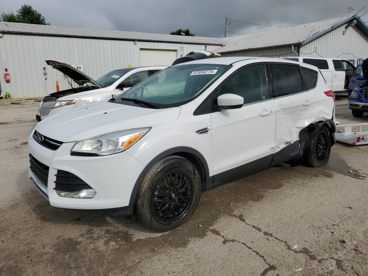 FORD ESCAPE SE