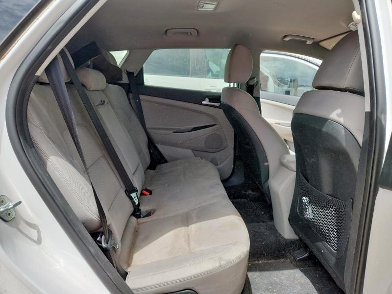 2019 HYUNDAI TUCSON SE KM8J23A47KU055408