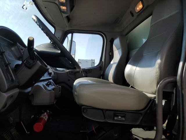 2018 FREIGHTLINER M2 106 MED #3186708995