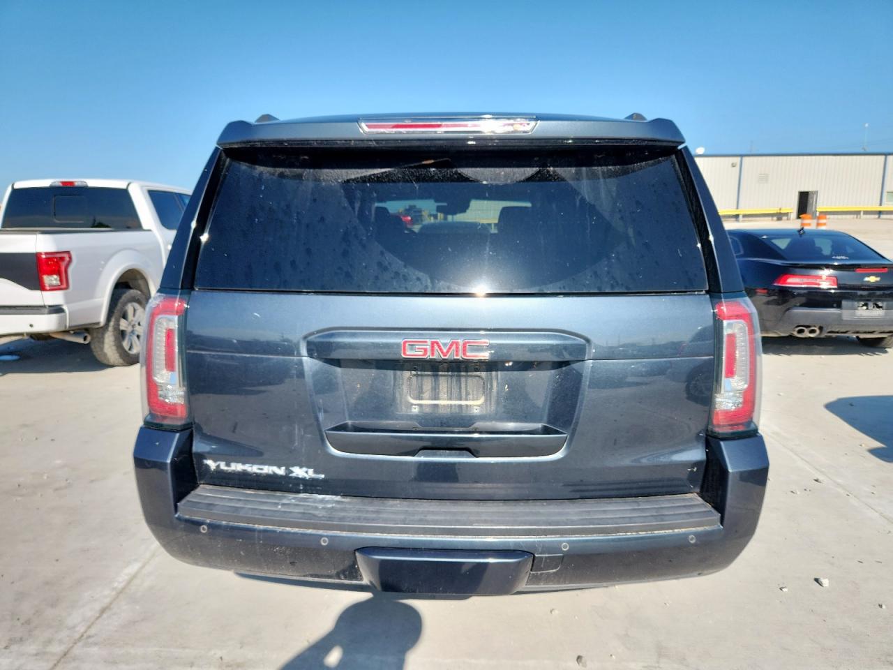 GMC YUKON K1500 SLT