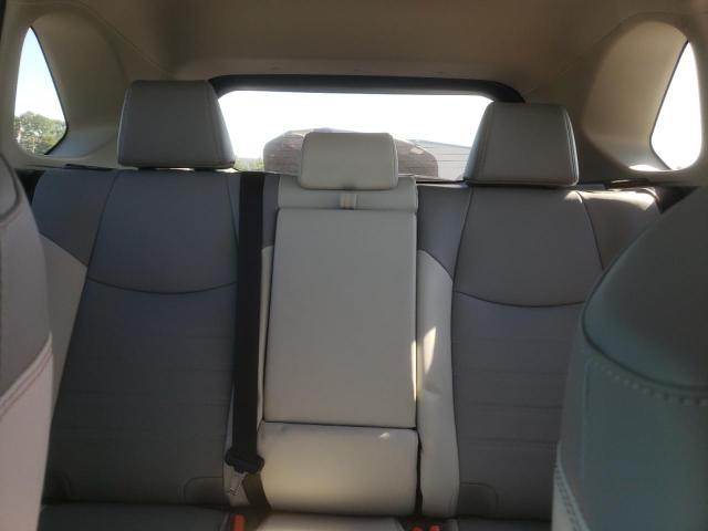 2022 TOYOTA RAV4 XLE P JTMB6RFV1ND056351