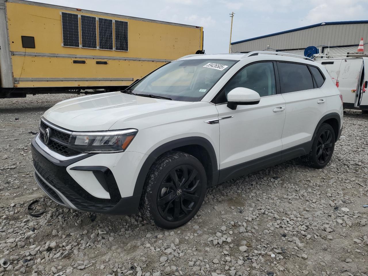 VOLKSWAGEN TAOS SE