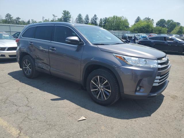 Vin: 5tdjzrfh4js875821, lot: 60740975, toyota highlander se 20184