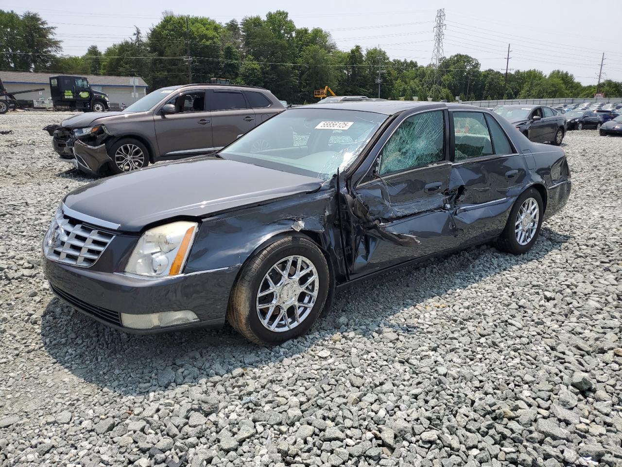 CADILLAC DTS LUXURY COLLECTION