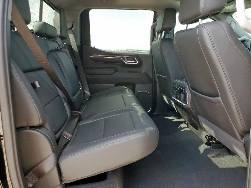 2024 CHEVROLET SILVERADO - 2GCUDGED5R1236168