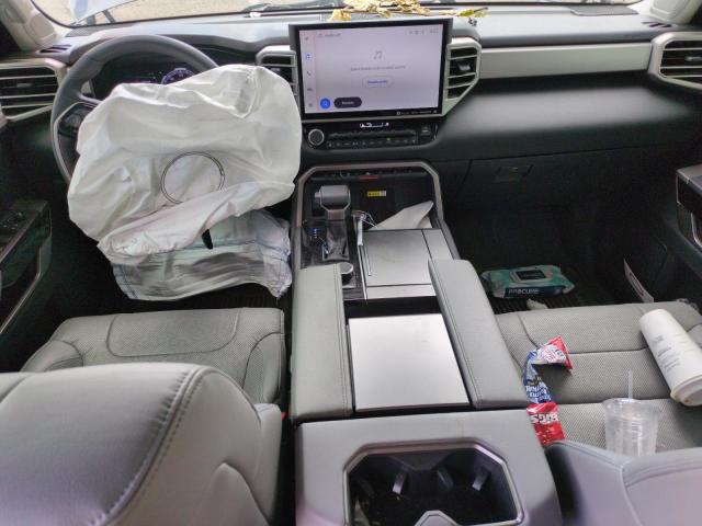2024 TOYOTA SEQUOIA SR 7SVAAABA6RX023936