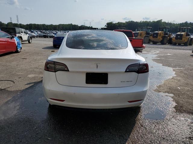 2022 TESLA MODEL 3 - 5YJ3E1EB4NF272607